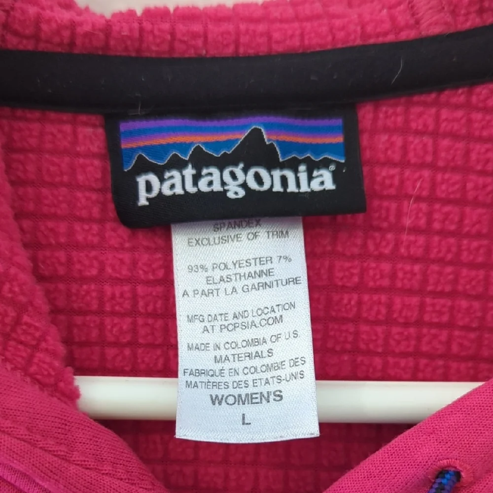 Patagonia Women's Hot Pink Hoodie Jacket - Picture 3 of 6
